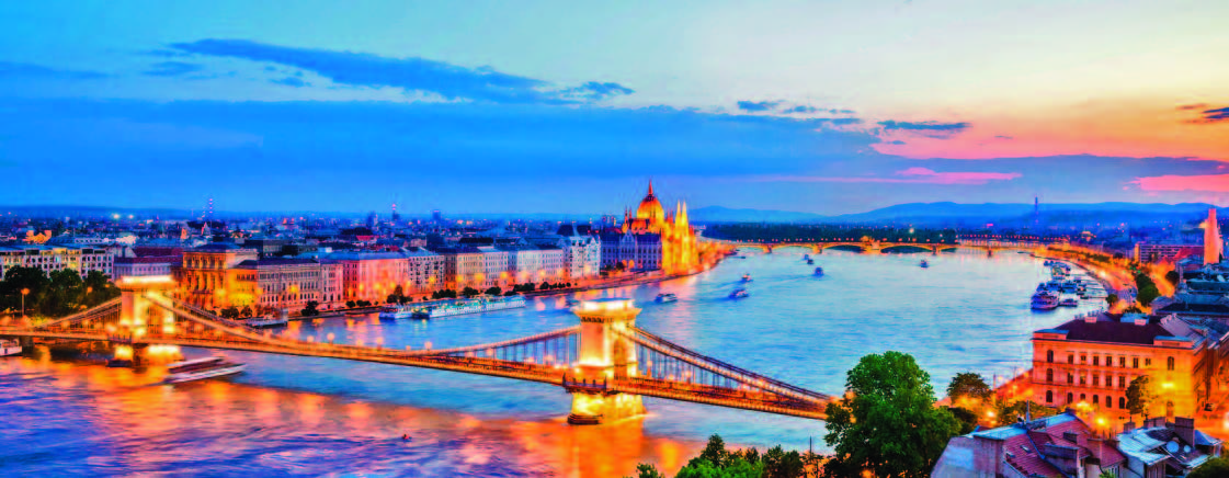 BUDAPEST CRUCEROS FLUVIALES CRUCEROS DANUBIO CRUCEROS NAVIDAD CRUCEROS MERCADILLOS DE NAVIDAD DANUBIO DANUBE CHRISTMAS CRUISES CREUERS NADAL